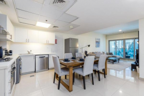 Near Metro Station - 1BR Apartment in Park Towers,DIFC - Allsopp & Allsopp